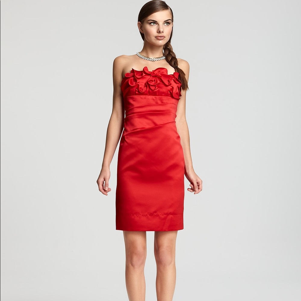 NWT BLUEA Couture Ruffle Strapless Cocktail Dress